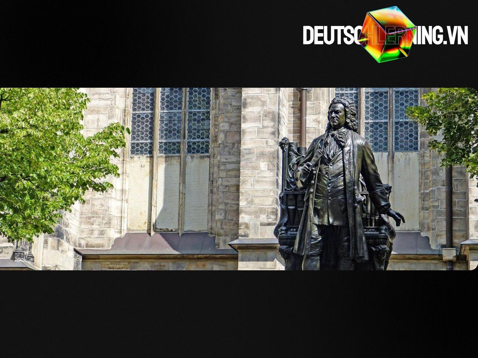 Chân dung Johann Sebastian Bach tại nhà thờ St. Thomas Leipzig.